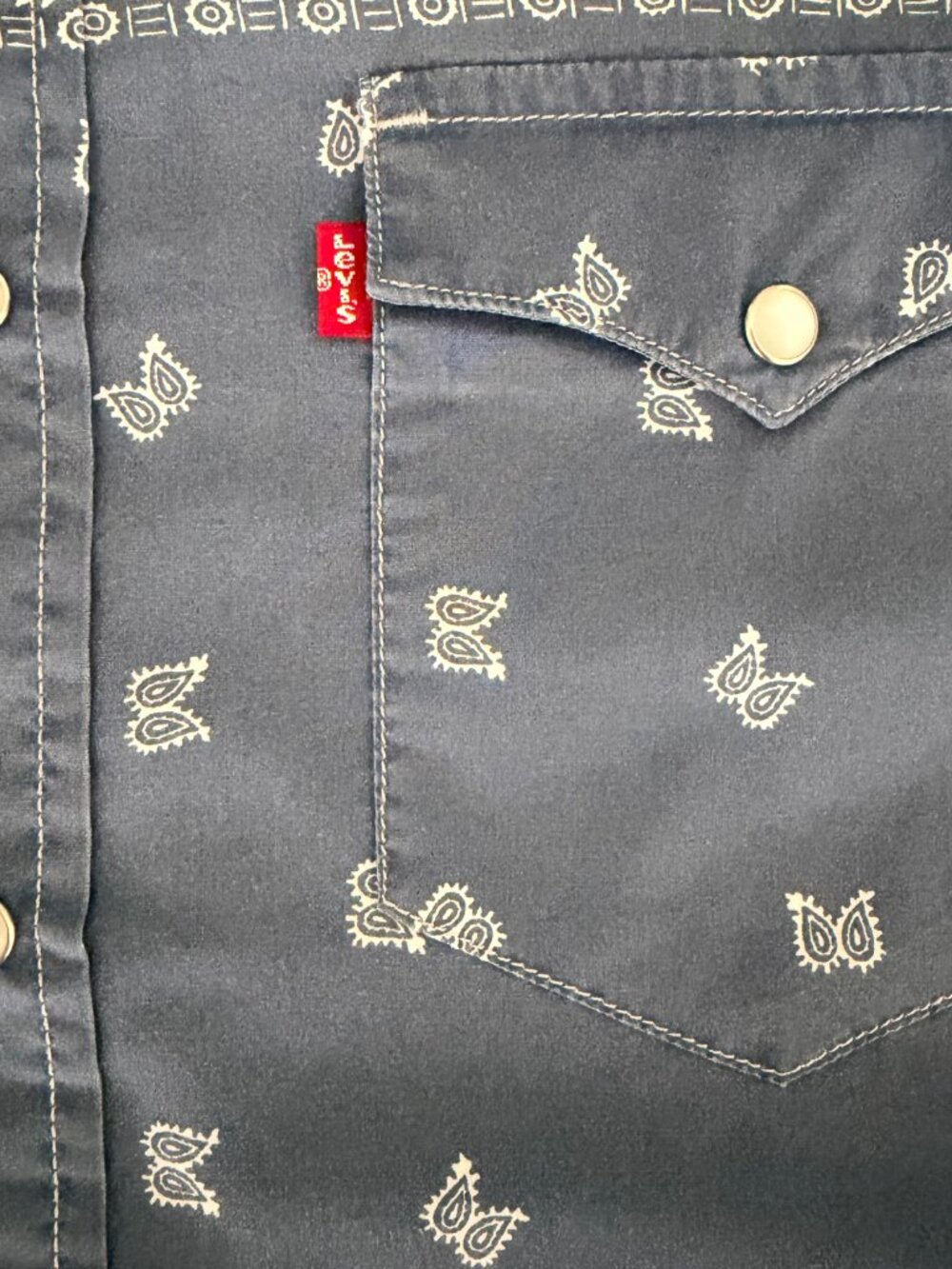 Levis Pearl Snap Western Bandana Paisley Shirt Mens L Rodeo 100% Cotton NWT - Picture 4 of 10